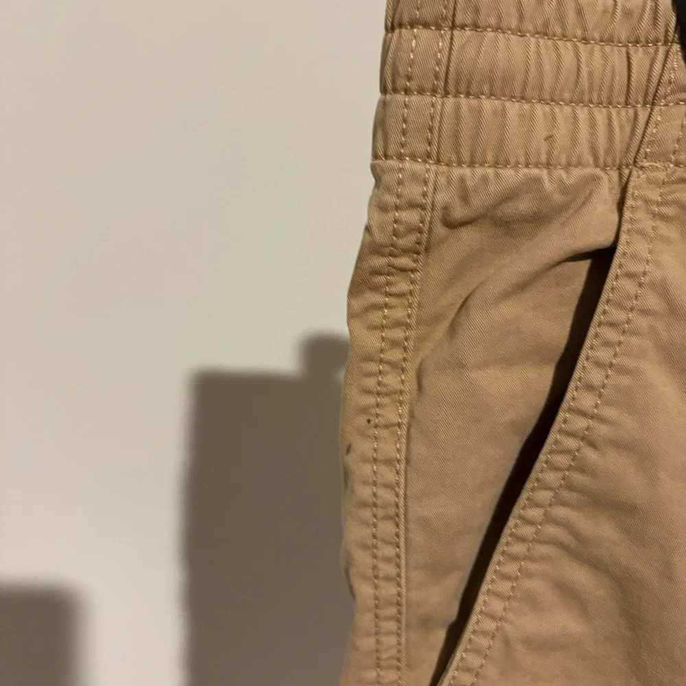 Banana cargo shorts tan size‎ medium